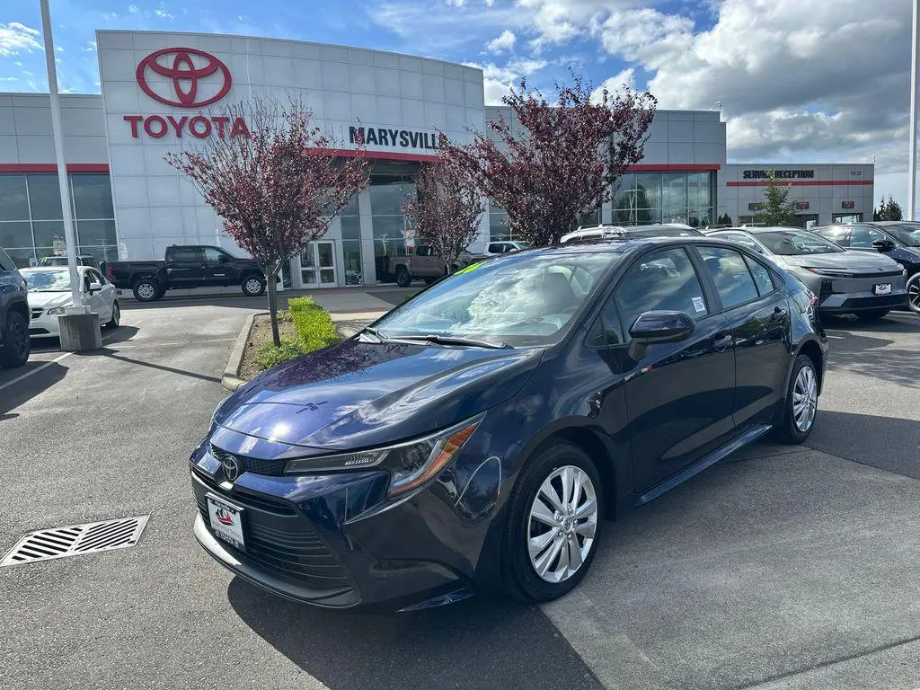 2026 Toyota Corolla LE