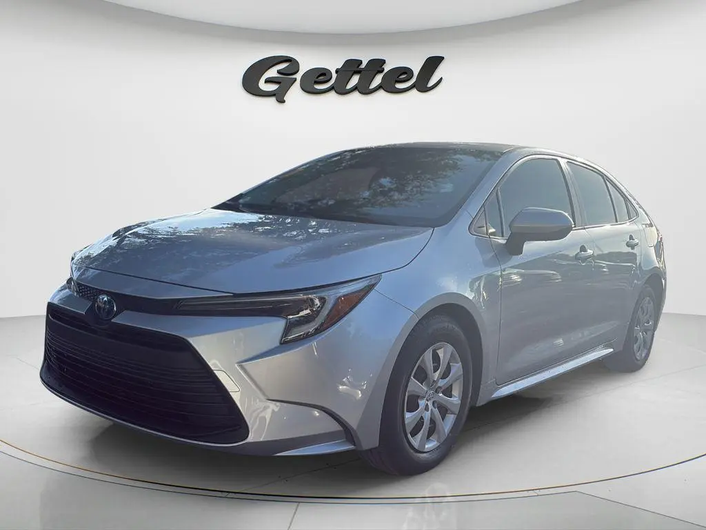 2025 Toyota Corolla Hybrid LE