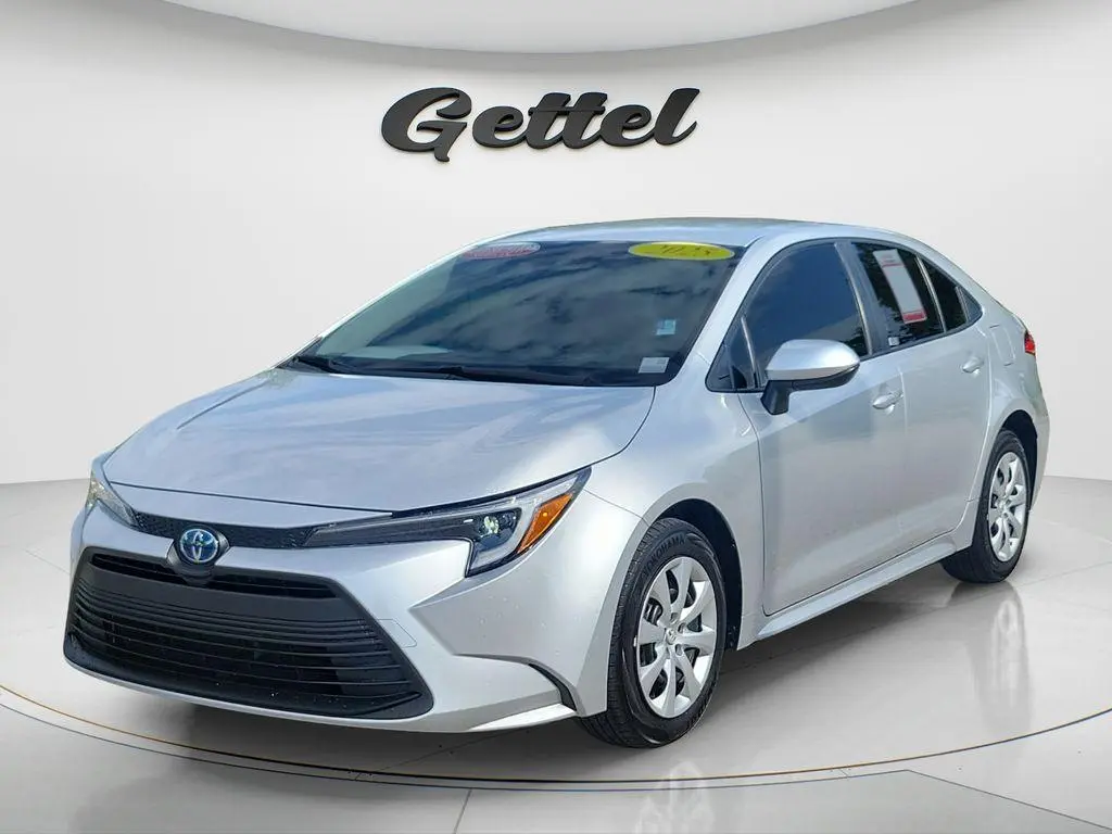 2025 Toyota Corolla Hybrid LE