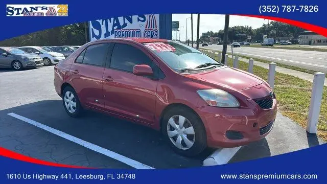 2012 Toyota Yaris LE