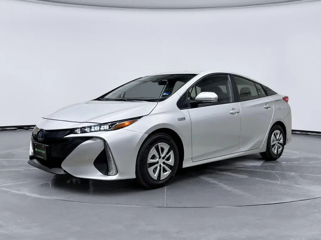 2022 Toyota Prius Prime XLE