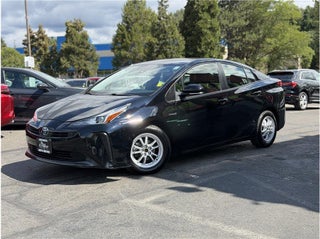 2022 Toyota Prius LE