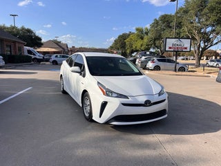 2021 Toyota Prius LE