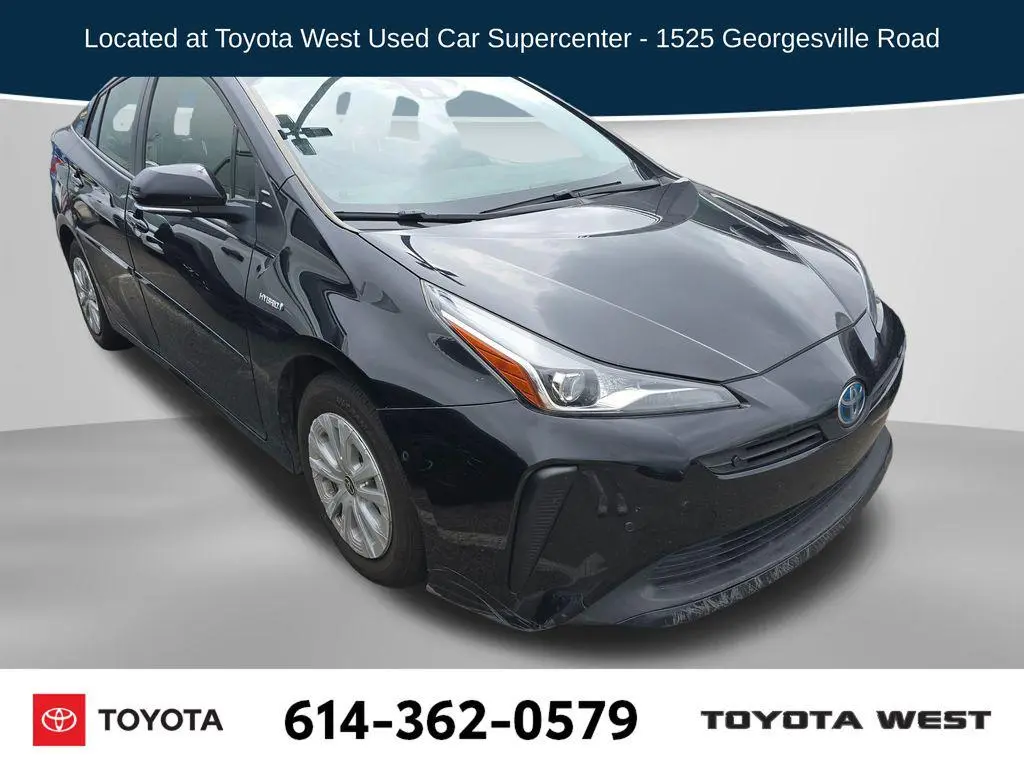 2022 Toyota Prius LE