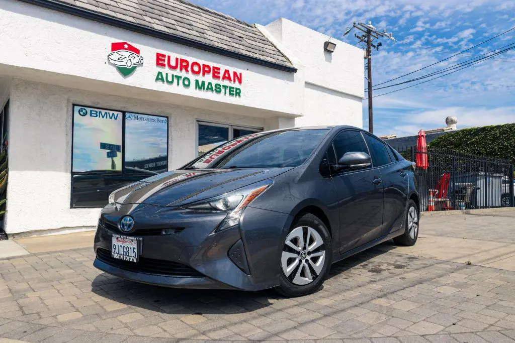 2017 Toyota Prius Three