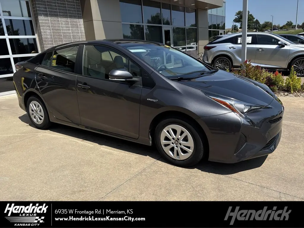 2016 Toyota Prius TWO