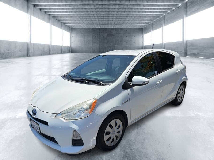 2013 Toyota Prius c One