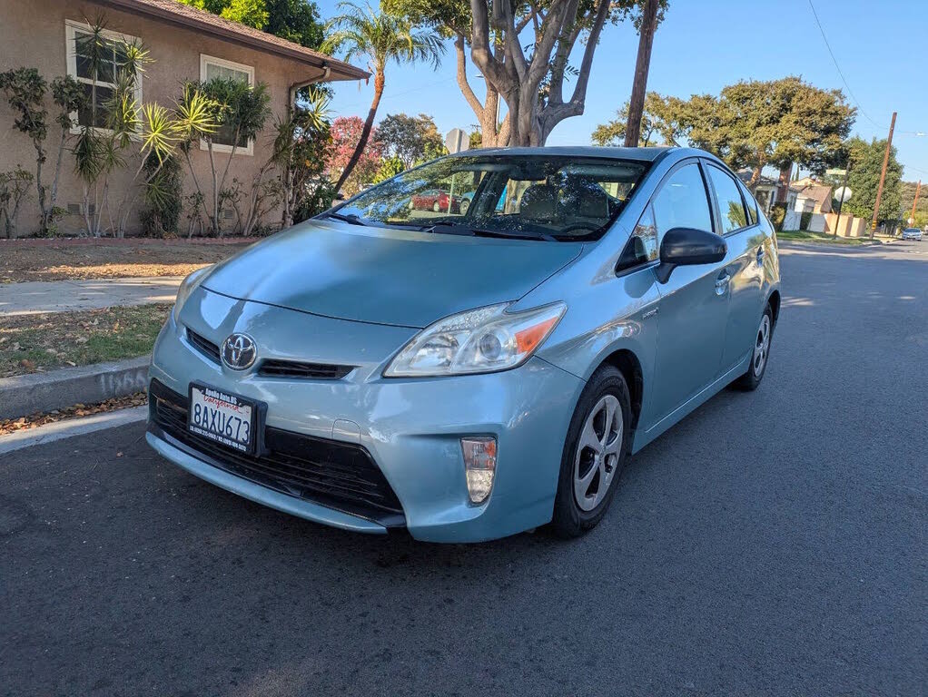 2014 Toyota Prius Three