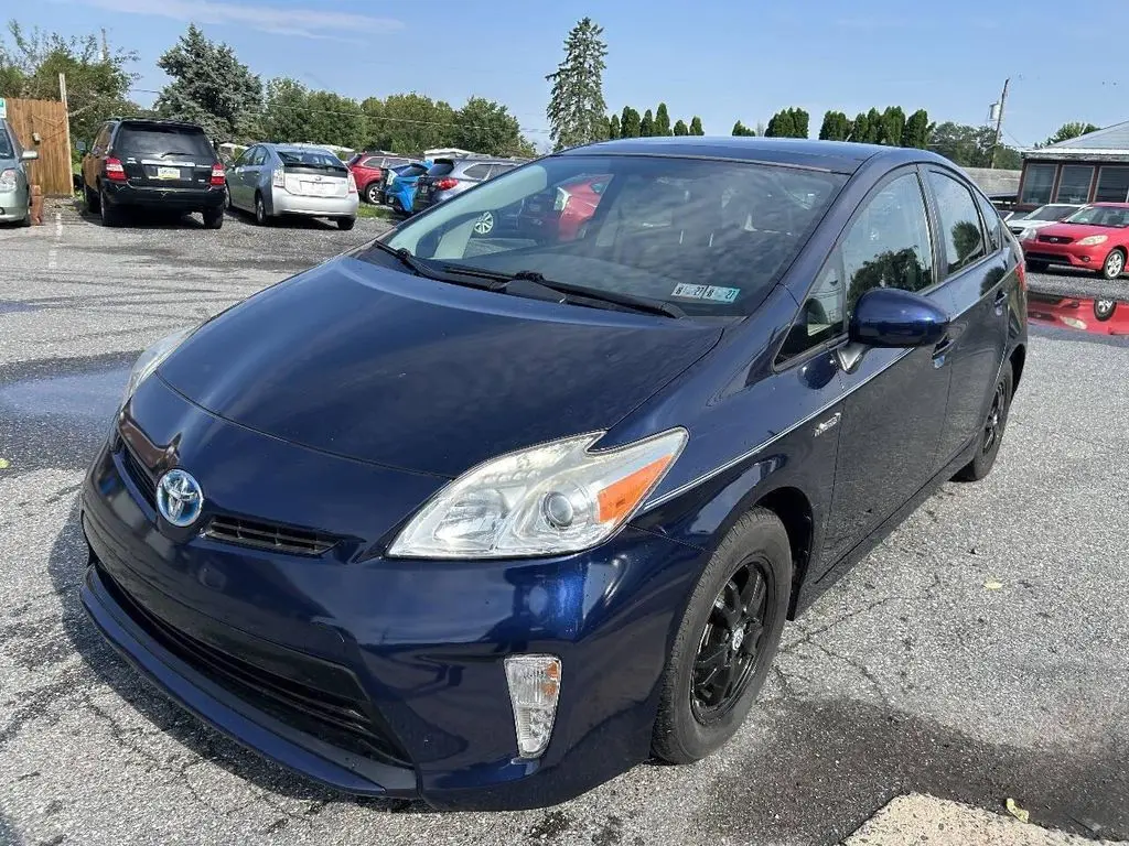 2012 Toyota Prius Three