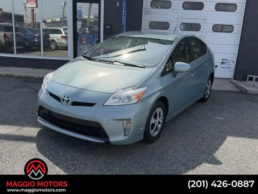 2015 Toyota Prius Three