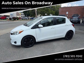 2014 Toyota Yaris LE