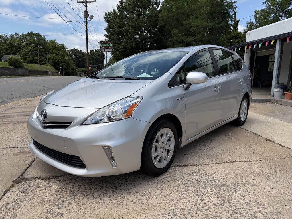 2013 Toyota Prius V Three