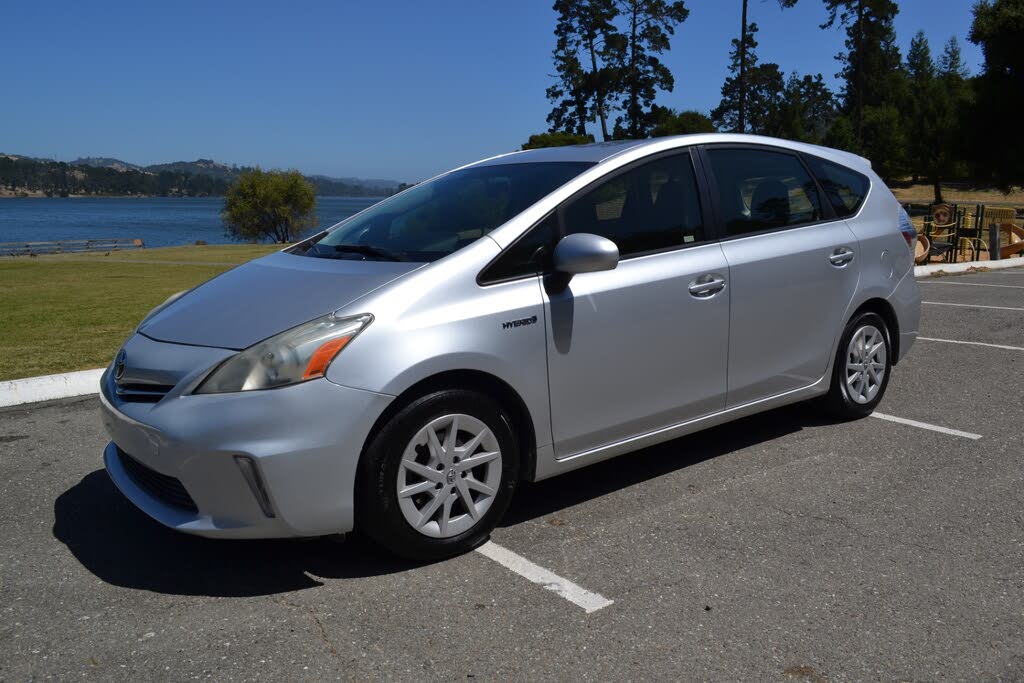 2014 Toyota Prius V Three