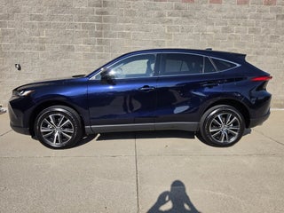 2023 Toyota Venza LE