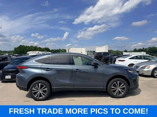 2024 Toyota Venza LE