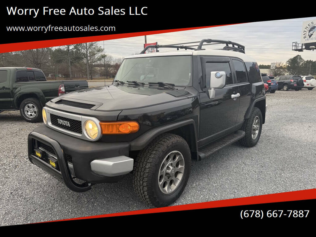 2013 Toyota FJ Cruiser Base