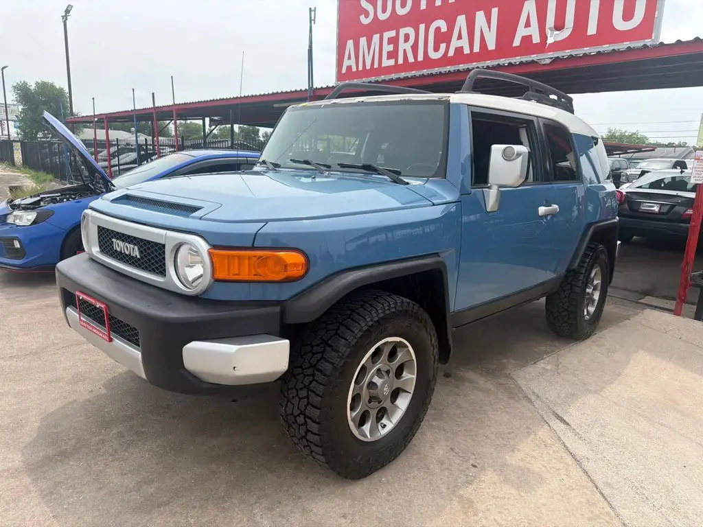 2012 Toyota FJ Cruiser Base