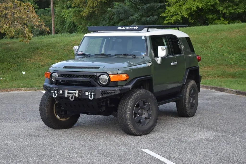 2010 Toyota FJ Cruiser Base