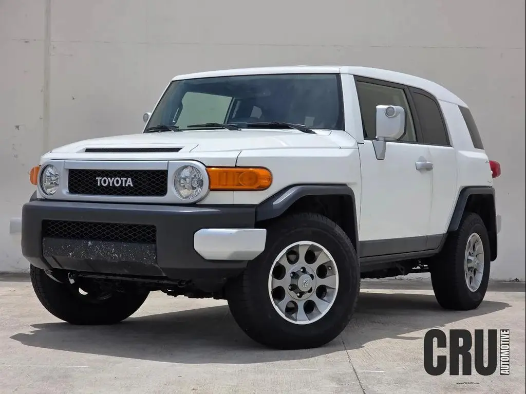 2013 Toyota FJ Cruiser Base