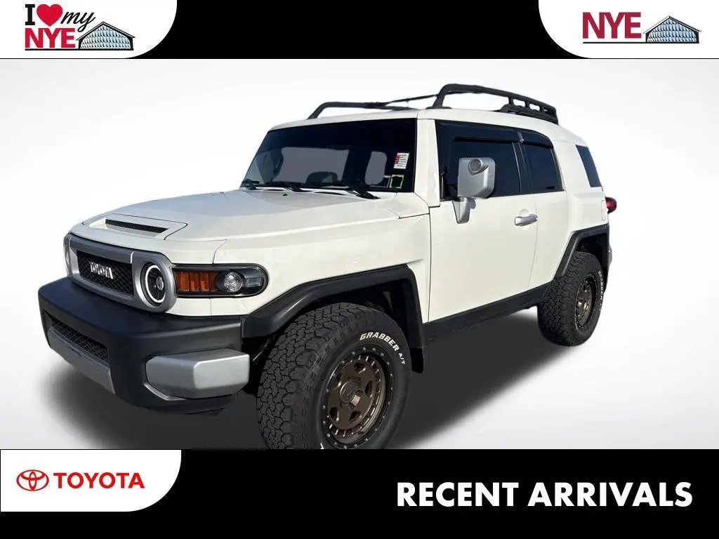 2014 Toyota FJ Cruiser Base