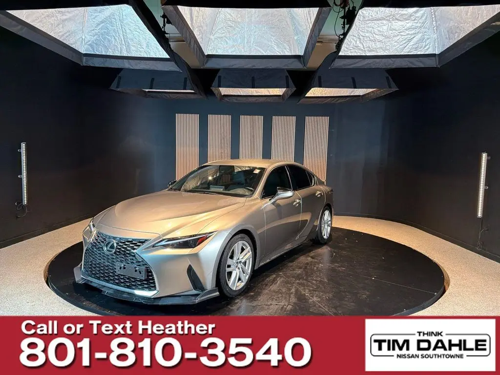 2022 Lexus IS 300 Base