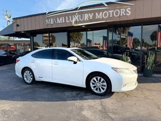 2013 Lexus ES 300h Base