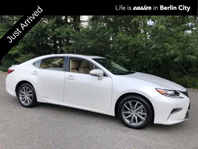 2016 Lexus ES 300h Base