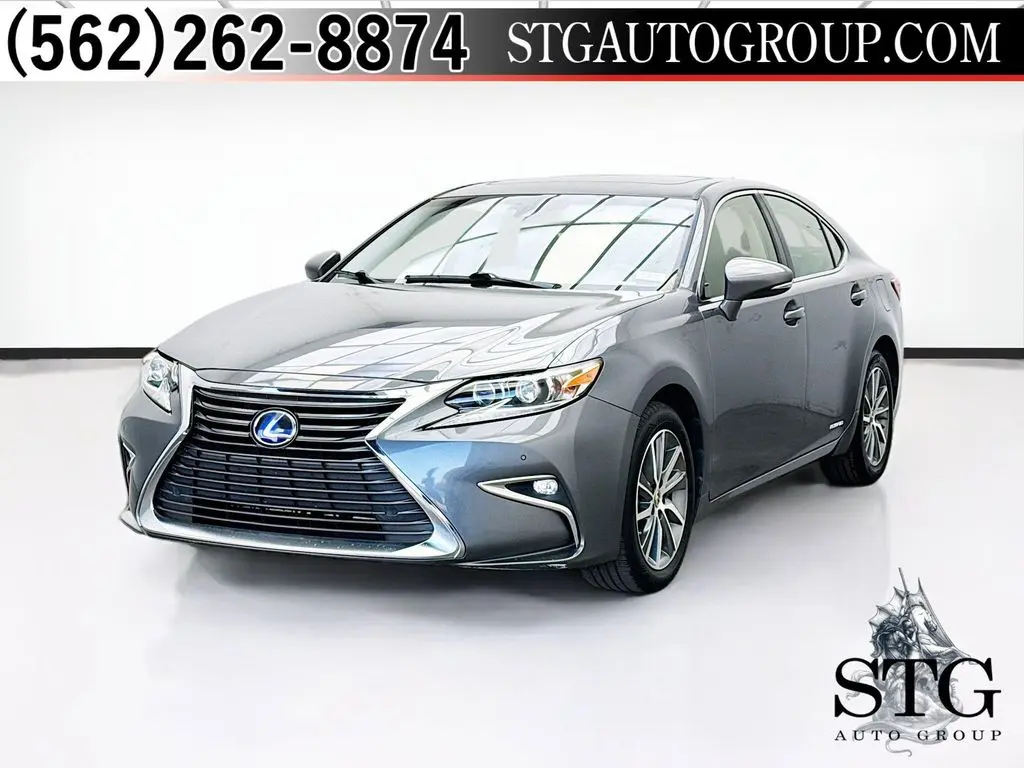 2017 Lexus ES 300h Base