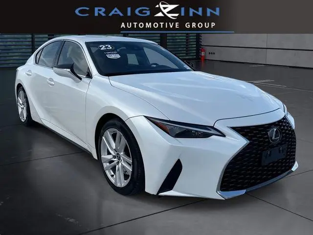 2023 Lexus IS 300 Comfort