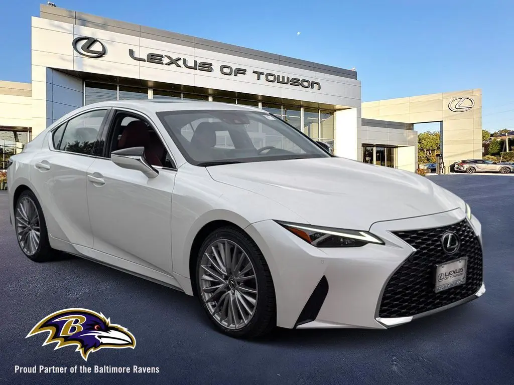 2024 Lexus IS 300 Premium