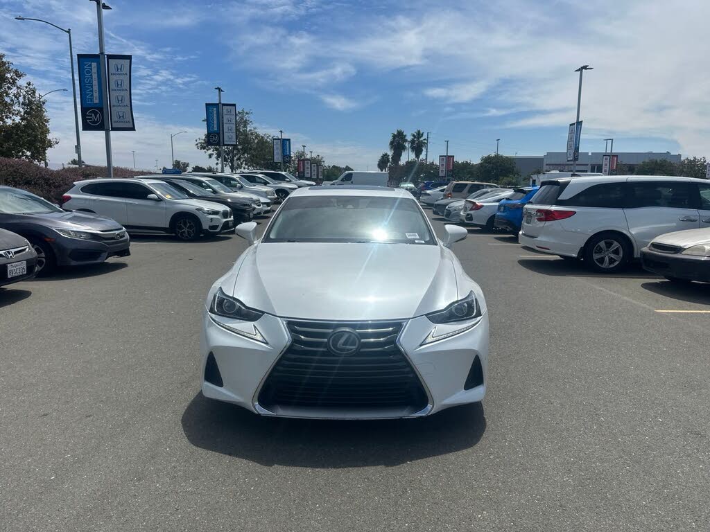 2020 Lexus IS 300 Premium