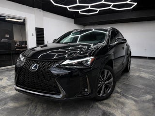 2025 Lexus UX 300h F Sport Design
