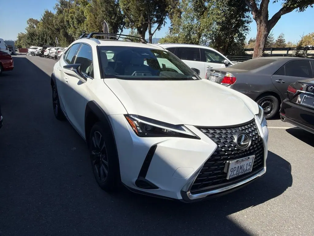 2025 Lexus UX 300h Base