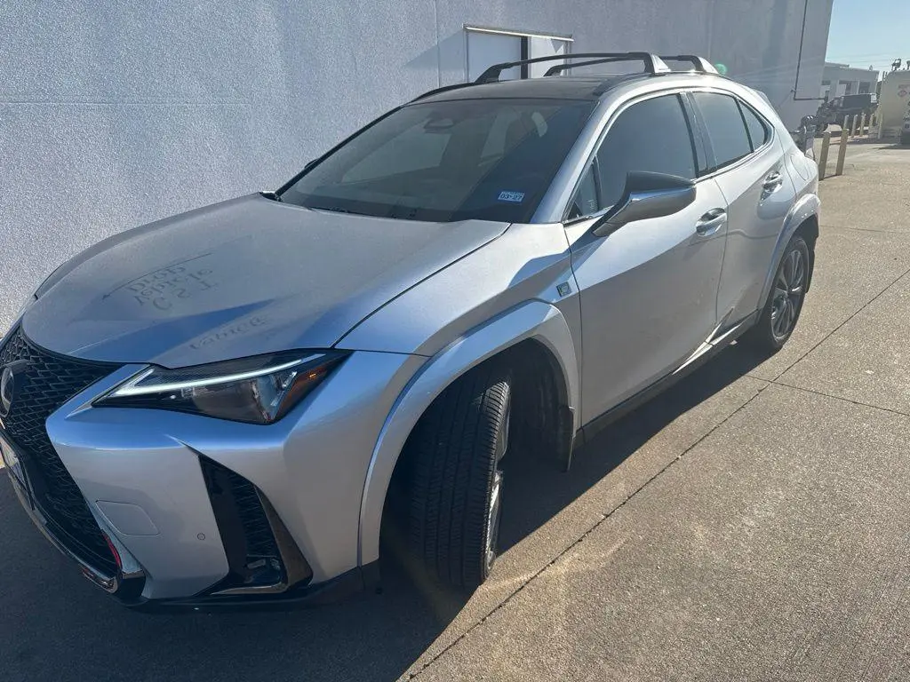 2025 Lexus UX 300h F Sport Design