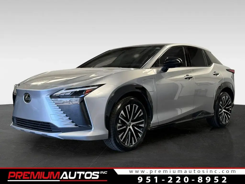 2023 Lexus RZ 450e Luxury