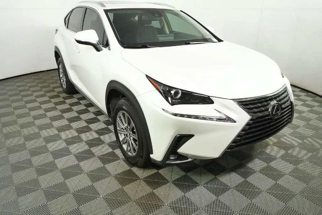 2021 Lexus NX 300 Comfort