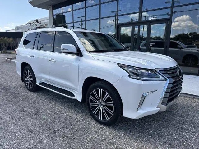 2021 Lexus LX 570 Three-Row