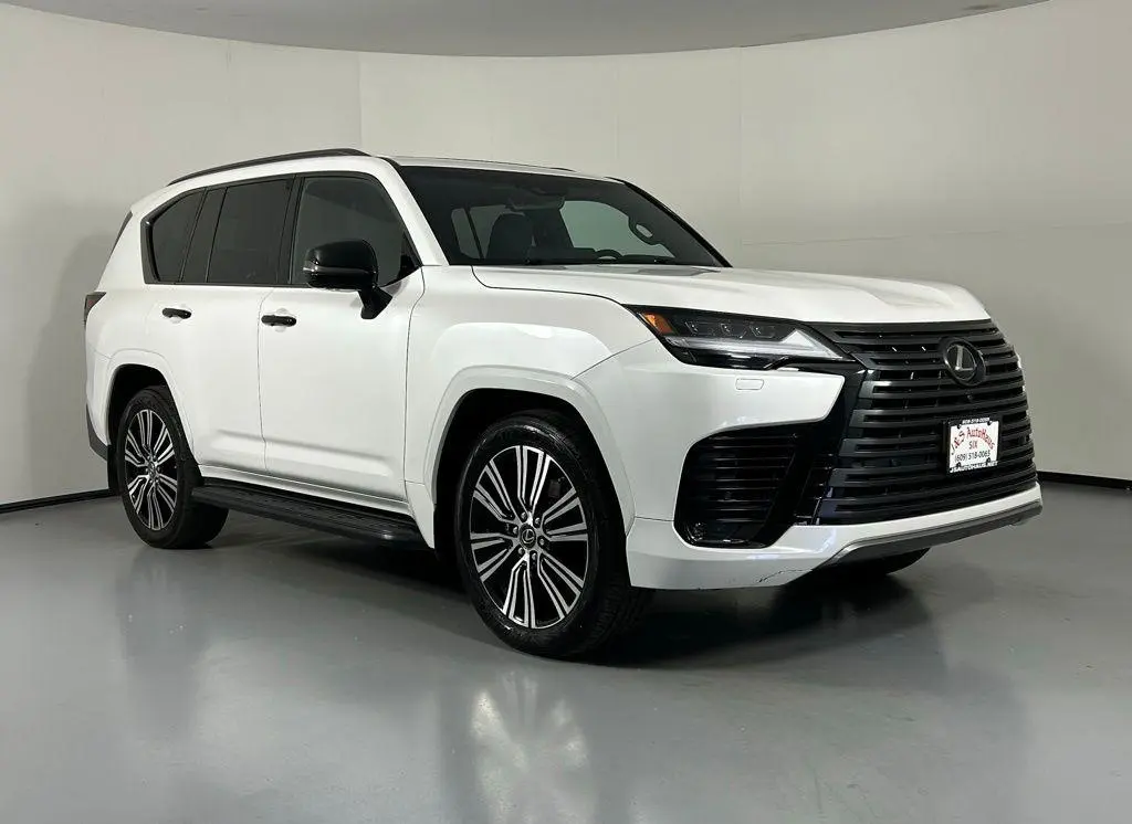 2023 Lexus LX 600 Luxury