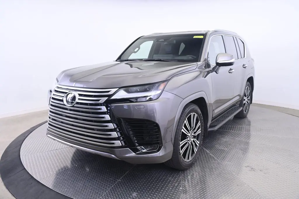 2026 Lexus LX 700h Luxury