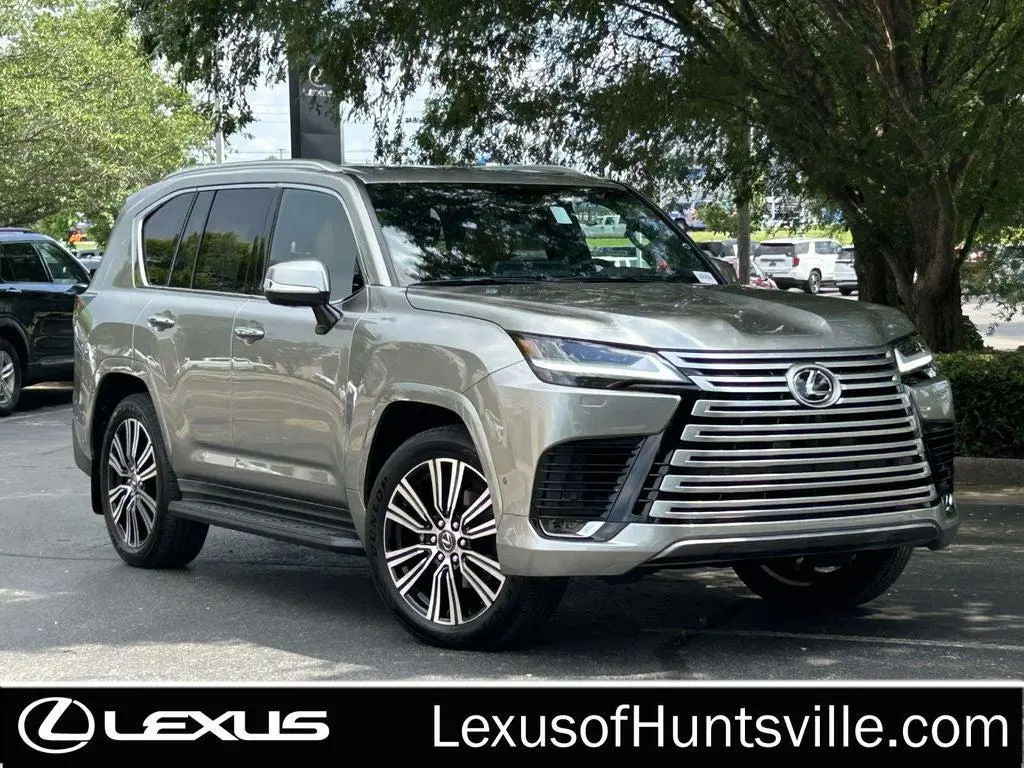 2026 Lexus LX 700h Luxury