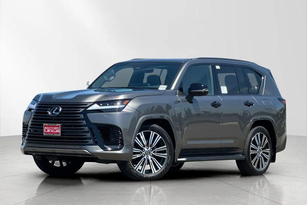 2026 Lexus LX 700h Luxury