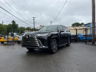 2025 Lexus LX 700h Luxury