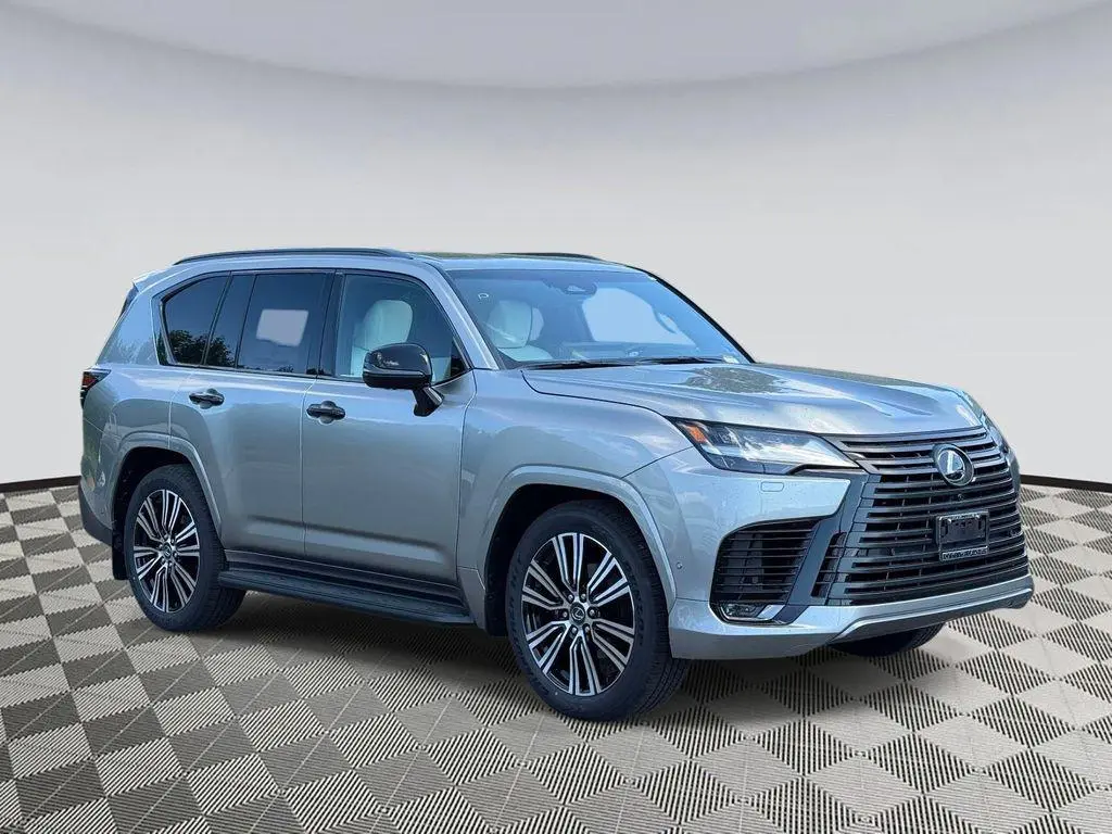 2026 Lexus LX 700h Luxury