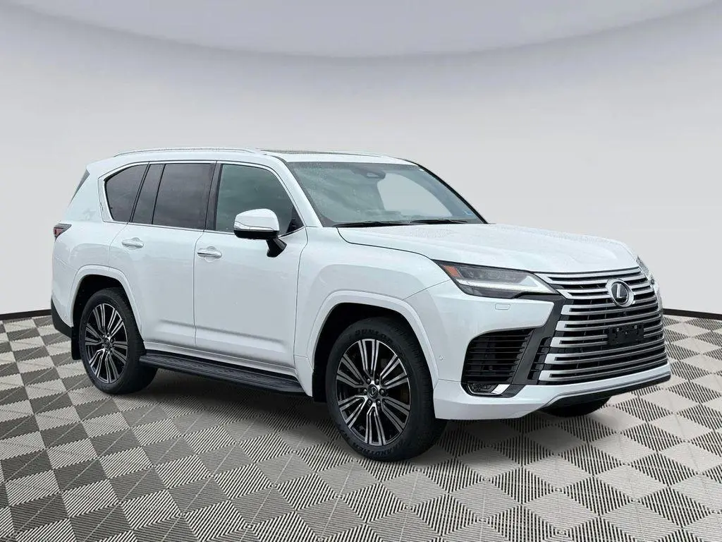 2026 Lexus LX 700h Luxury