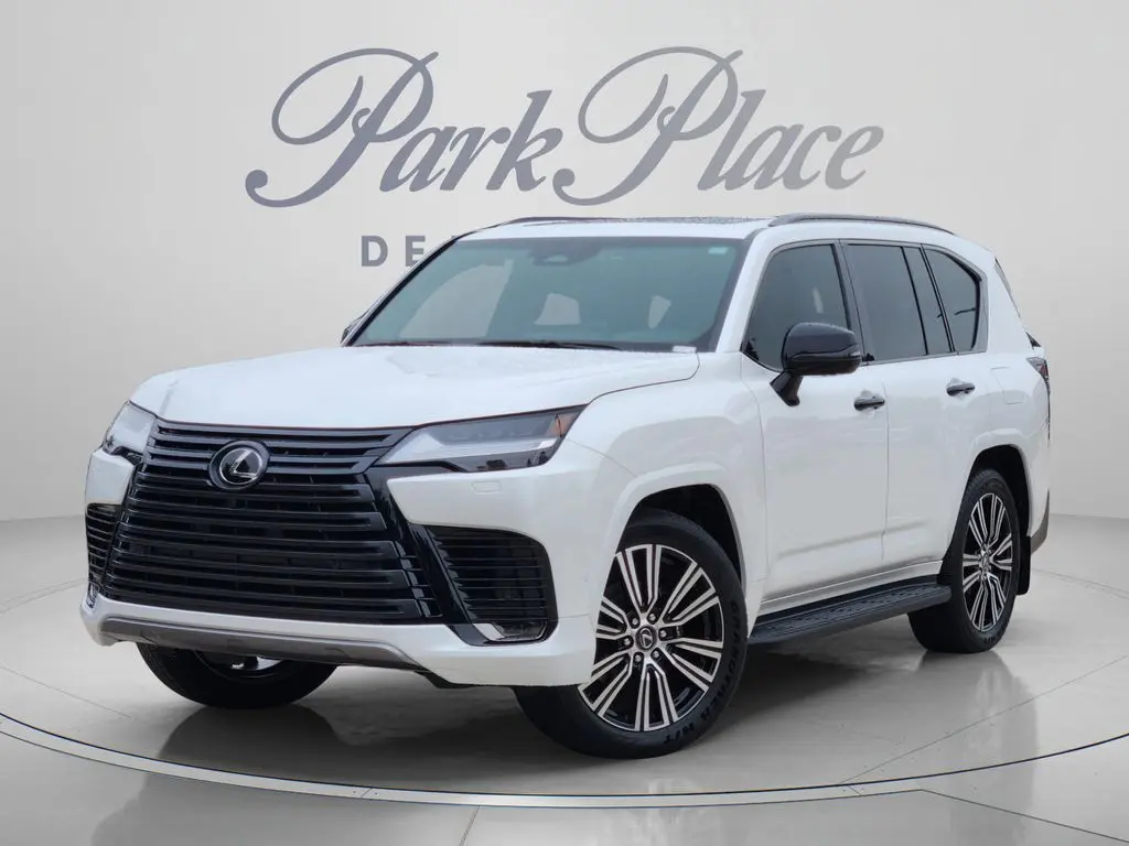 2026 Lexus LX 700h Luxury