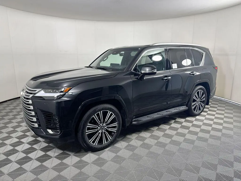 2026 Lexus LX 700h Luxury