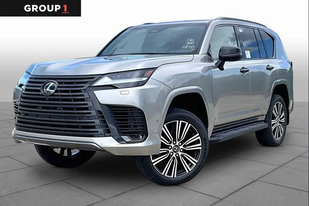 2026 Lexus LX 700h Luxury