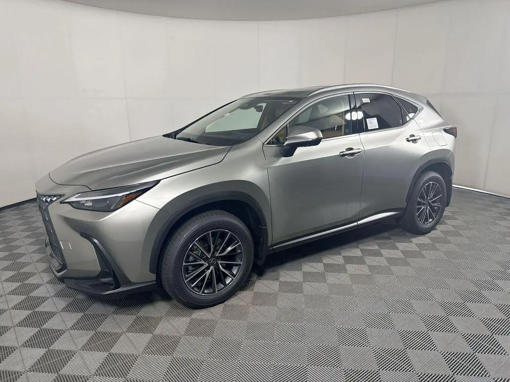 2026 Lexus NX 450h+ 450h Luxury