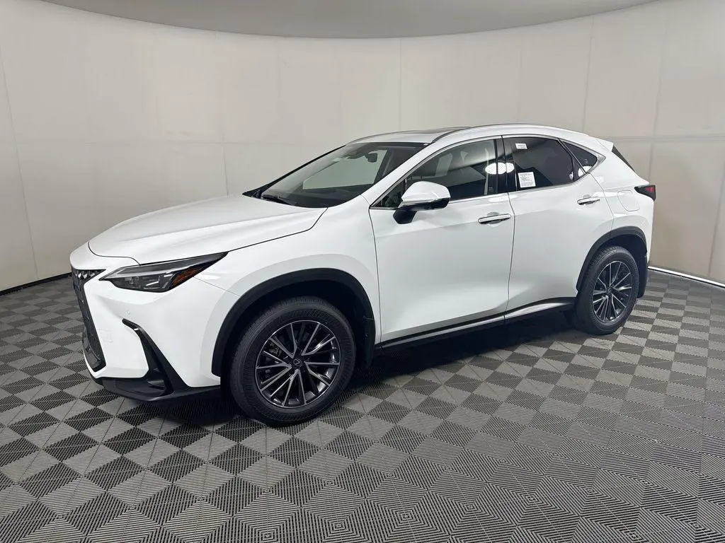2026 Lexus NX 450h+ 450h Luxury