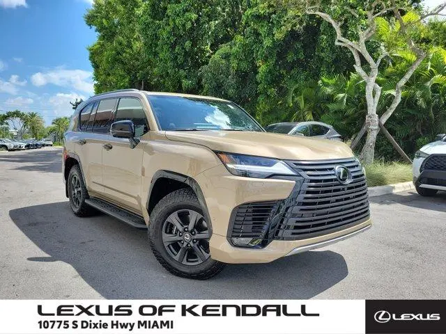 2025 Lexus LX 700h Overtrail
